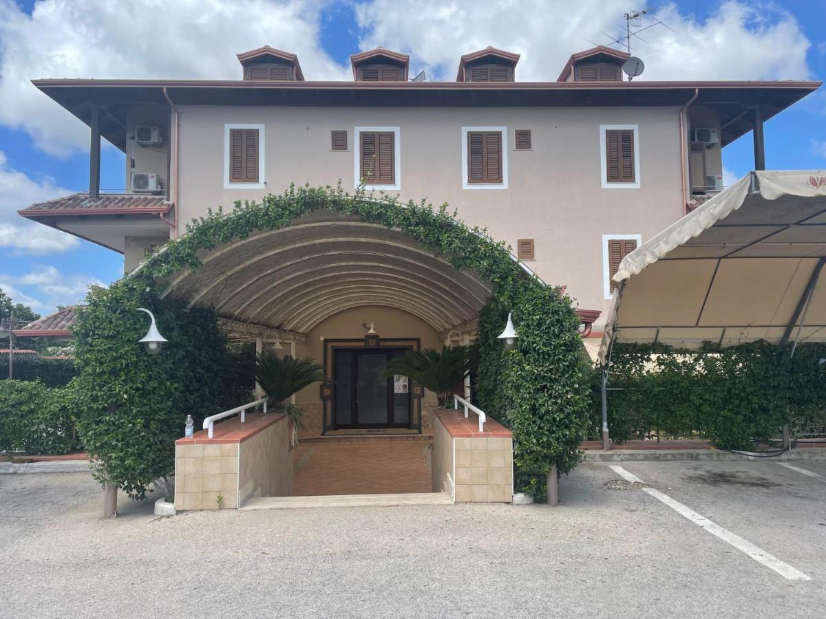 Ninfa Hotel Qualiano Exterior foto